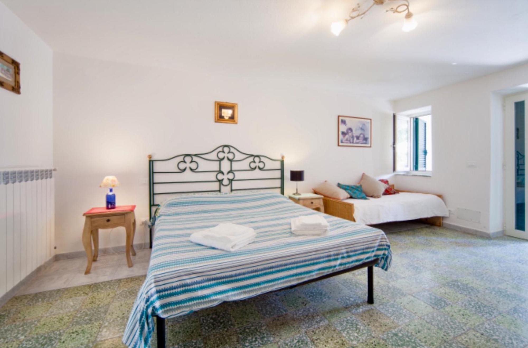 Villa Vincenzo Di Meglio Barano dʼIschia Pokoj fotografie